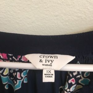 Crown and Ivy mandarin collar top